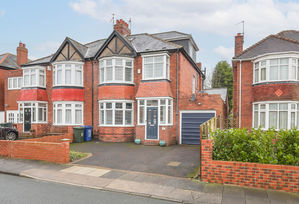 Photo 19- click for photo gallery